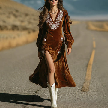 Autumn And Retro Winter Outdoor Design Dress