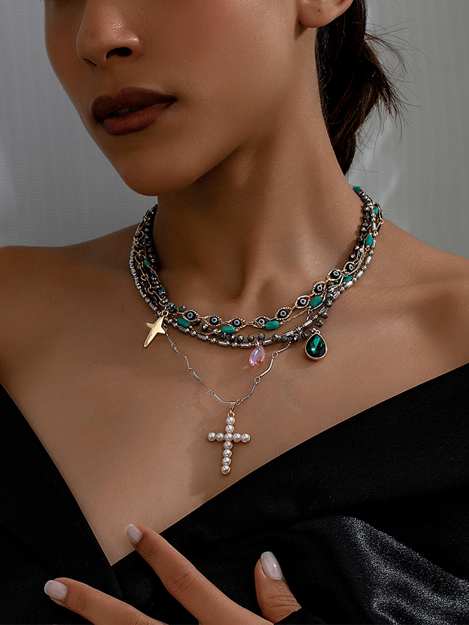 Women'S Teardrop Contrast Pearl Necklace