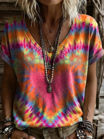Women's Retro Colorful Heart Tie-dye Art Print Casual Short-sleeve V-neck T-shirt