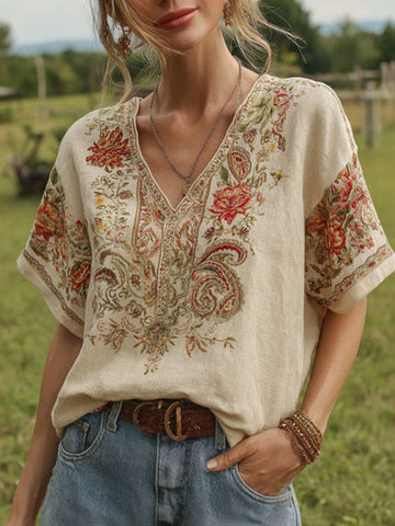 Women's Floral Paisley Print V-neck T-shirt